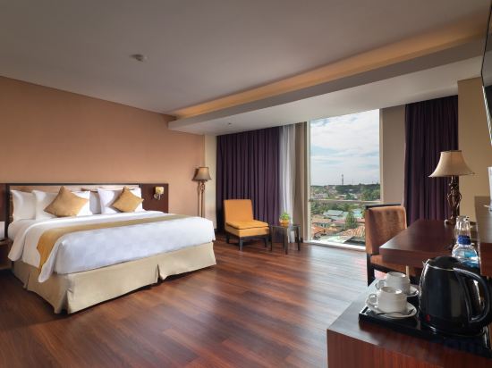 Best Western Plus Coco Palu Room Type - Deluxe 1 Queen Bed Room With City View Shower Wifi Safe Smoking Best Western Plus Coco Palu Room Type - Deluxe 1 Queen Bed Room With City View Shower Wifi Safe Smoking