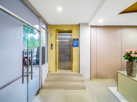 Others 4, Yijun Hotel (Nanning Changgang Road Subway Station), Nanning