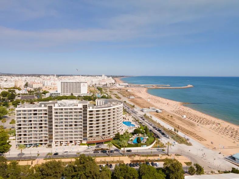 Vila Galé Ampalius 沙灘、高爾夫與遊艇天堂