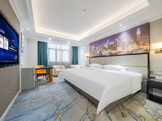 Vienna International Hotel (Guangzhou Baiyun Station Shijing Subway Station)