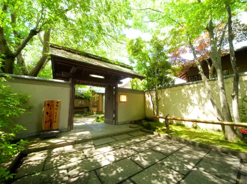 由布院七川休閑酒店