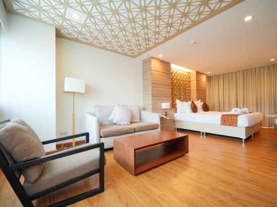 S17 @ Nimman Hotel Room Type - Grand Deluxe