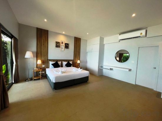 Evergreen Resort Room Type - Villa - Beach Front