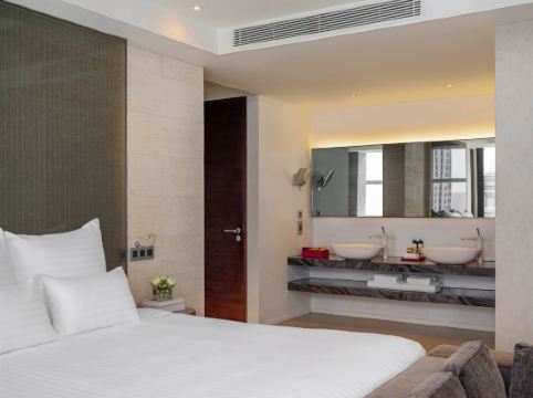 Pullman Saigon Centre Room Type - Pullman Signature Suite
