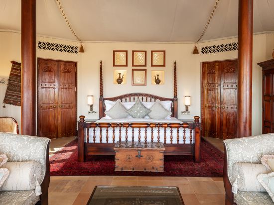Al Maha, A Luxury Collection Desert Resort & Spa, Dubai - Tap to explore photos