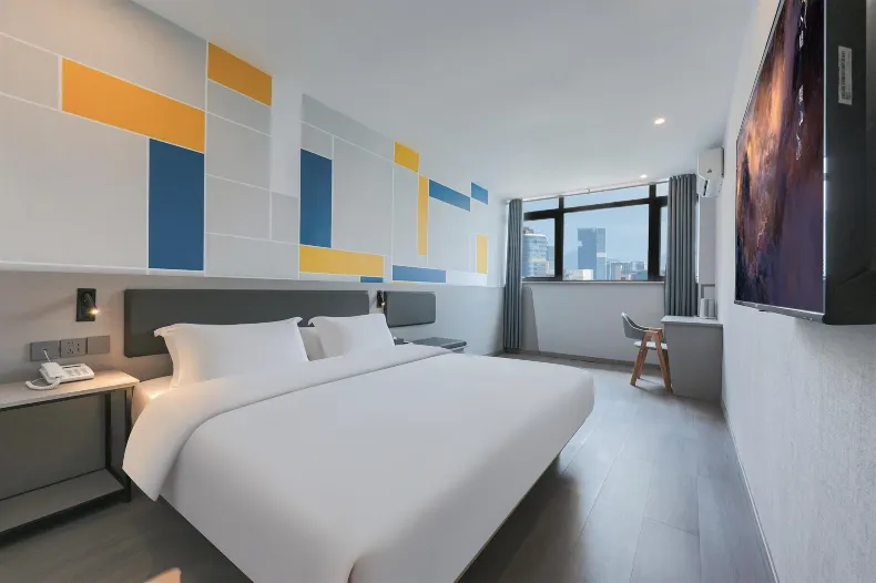 7Days Inn Chain Hotel (Chongqing Fuling Nanmenshan Pedestrian Street)