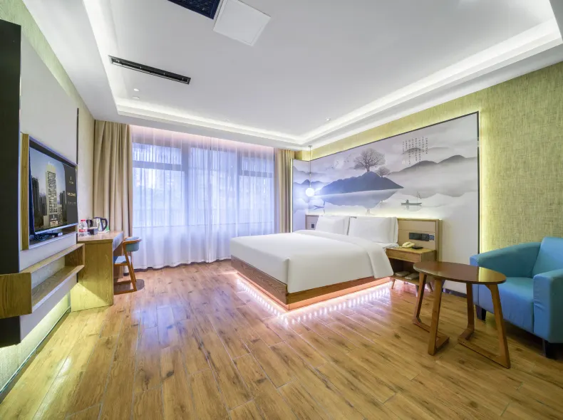 Elong Anyun Hotel (Shanghai Ruijin Hospital Dapuqiao Subway Station)
