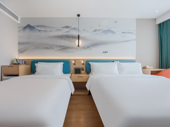 Jingju hotel Room Type - J Ju • Cozy Family Room (Full House Smart Control + Panoramic Floor-to-Ceiling Window + Kids' Slippe