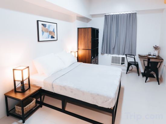 The City Flats Circuit Makati Room Type - Studio Queen Premier