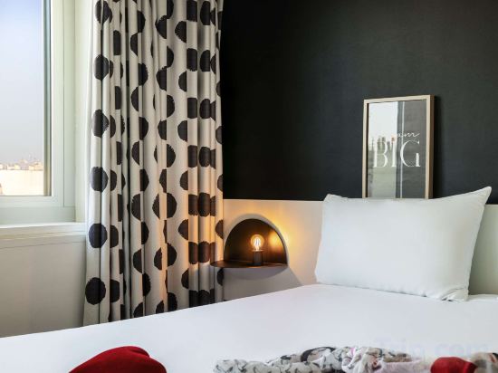 IBIS STYLES PARIS GARE EST - Tap to explore photos