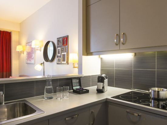 ApartHotel Adagio Brussels Grand Place - Tap to explore photos