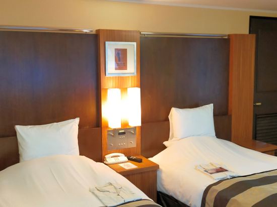 Hotel Monterey La Soeur Osaka Room Type - Luxury Twin Room 22nd Floor Guaranteed