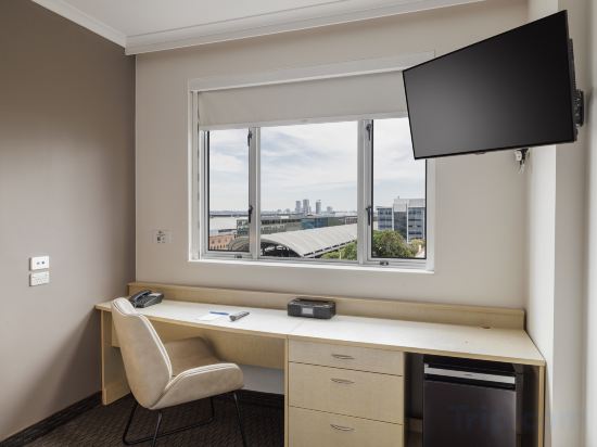 Ibis Sydney Olympic Park Room Type - Standard Room With Double Bed-Accessible