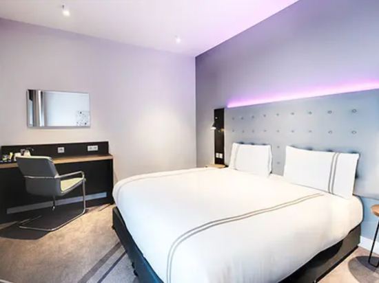 Premier Inn D Room Type - Barrier Free Double