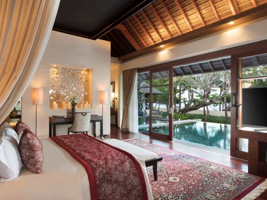 The Royal Santrian Room Type - Royal Villa