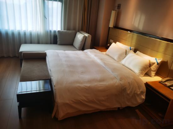 Beijing XiZang Hotel - Tap to explore photos