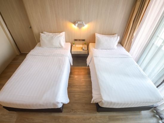 Gold Orchid Bangkok Room Type - Premium Superior Room