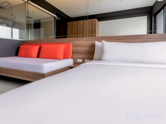 Azumi Boutique Hotel Room Type - Queen Room