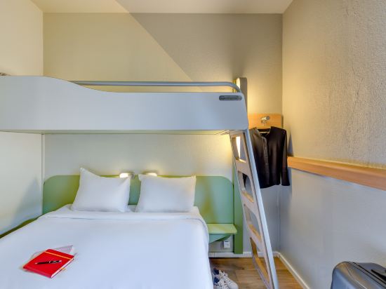 ibis budget Luzern City - Tap to explore photos