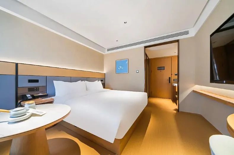 Shenzhen Xinhu Theme Hotel (Huangbeiling Branch)