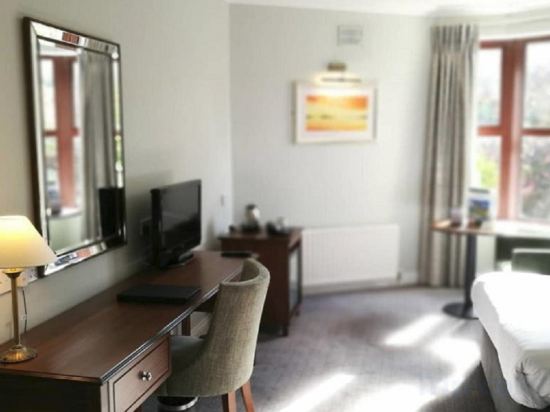 Oranmore Lodge Hotel Galway - Tap to explore photos
