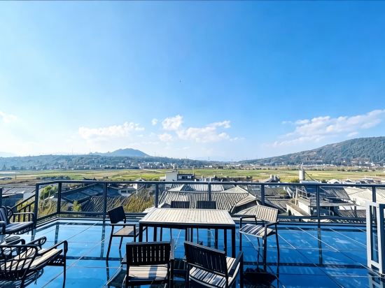 Others 2, MoXi Inn, Baoshan