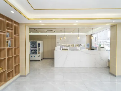 布丁嚴選酒店（上海浦東機場店）