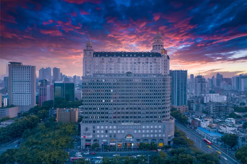 Yishang (Guangzhou Beijing Road Pedestrian Street Park Front Subway Station Store)