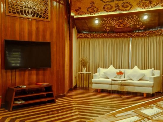 Rancho Bernardo Luxury Villas and Resort Room Type - Crown Villa