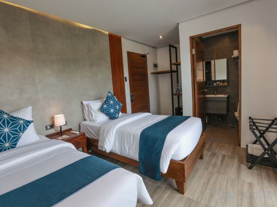 Coron 180 Hotel Room Type - Twin Room