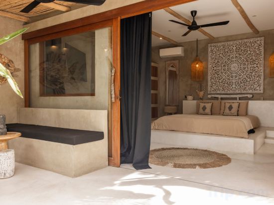 Karma Resort Room Type - Three-Bedroom Villa - Beach Front Karma Resort Room Type - Three-Bedroom Villa - Beach Front