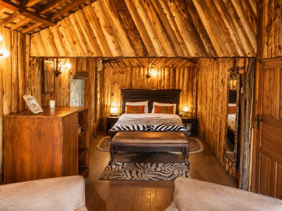 Exploreans Mara River Camp - Tap to explore photos