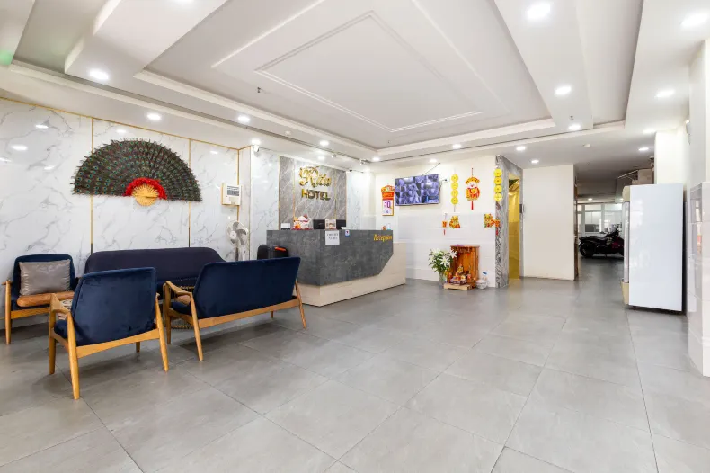 Rita Hotel near Tan Son Nhat Airport