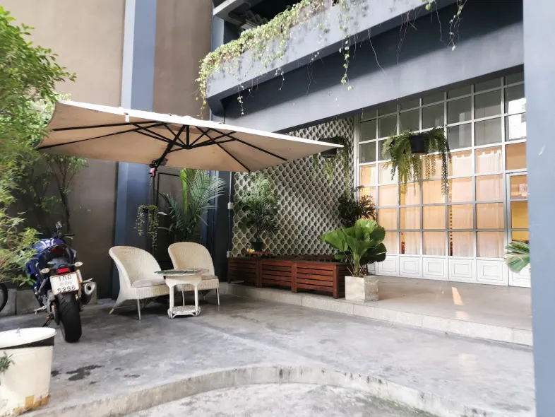 OYO系列-黑桃旅舍