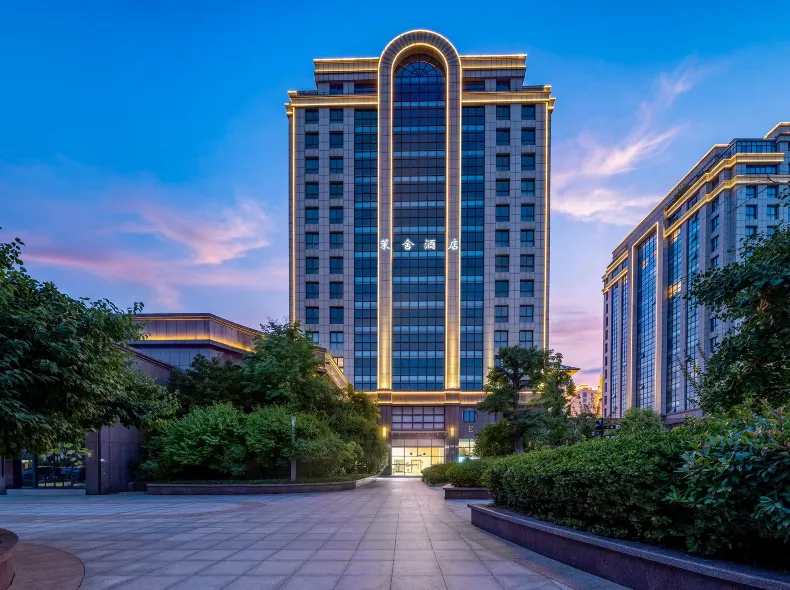 Mohouse Hotel