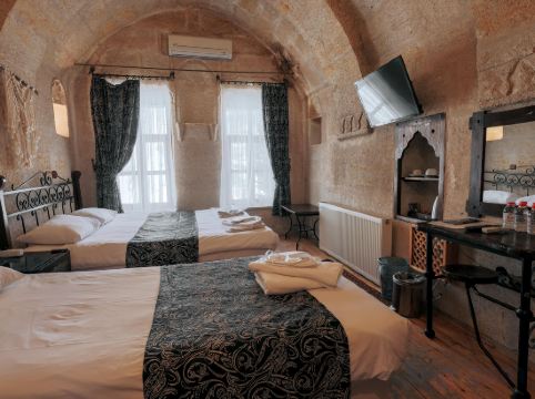 Century Cave Hotel Room Type - Standard Triple Room