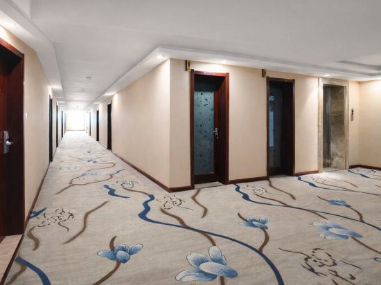 Others 3, Li Ya Hotel, Alxa