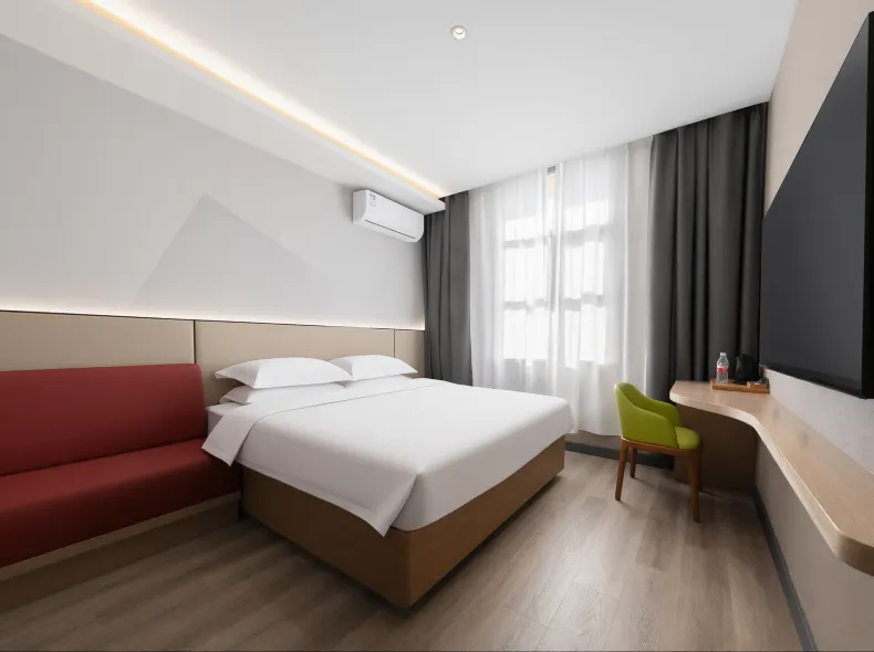 Bomu Hotel (Jinan Shandong University Daming Lake Station)