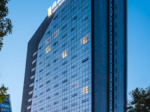 Rezen Hotel Chongqing Sungold