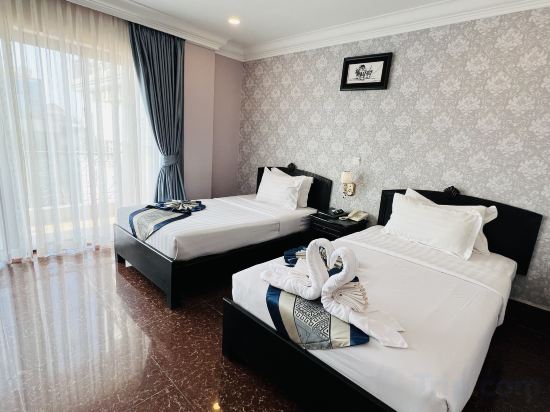 Kampot Diamond Hotel Room Type - Standard Twin Room Kampot Diamond Hotel Room Type - Standard Twin Room