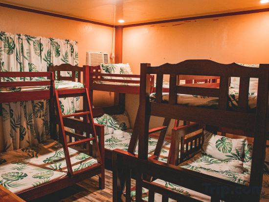 Camp Paraiso Resort - Tap to explore photos