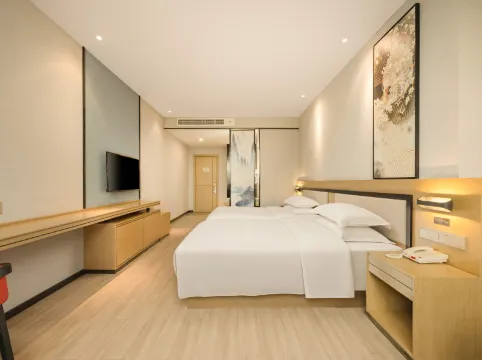 Unitour Hotel (Chaoyang Square Nanning Railway Station)