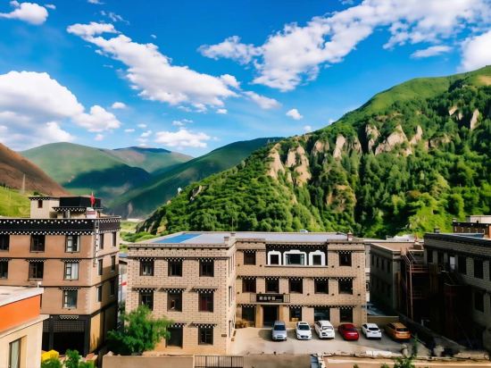 Others 4, Daocheng Boutique Inn, Garzê Tibetan