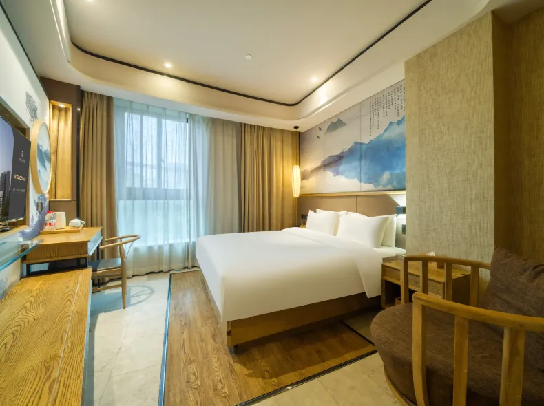 Elong Anyun Hotel (Shanghai Jing'an Sports Center Wenshui Road Subway Station)