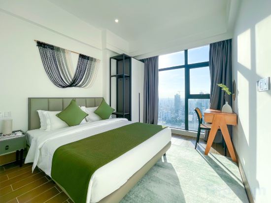 Phnom Penh Huan Yu  Hotel & Residence Room Type - Deluxe Family Suite 2 Bedrooms