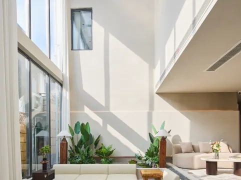 Floral Hotel·Seven Miles of Hotels