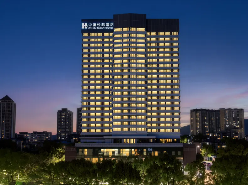 CNHOL RADIENT HOTEL