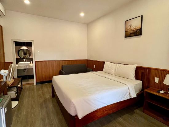 Vida Loca Resort & Sunset Beach Room Type - Deluxe Wooden Bungalow
