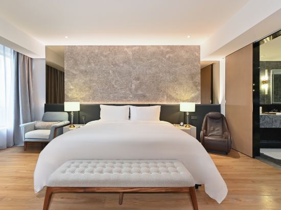 GOOHUG BEIJING Room Type - Grand Deluxe Executive Suite