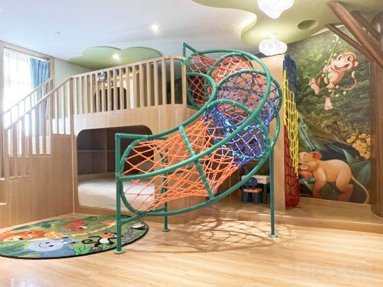 Lakeside Hotel Room Type - Jungle Family Suite
